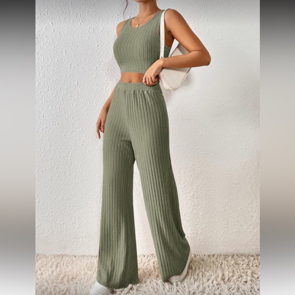 NWT SHEIN Frenchy Summer Green Solid Crop Top & Wide Leg Pants Women’s Medium